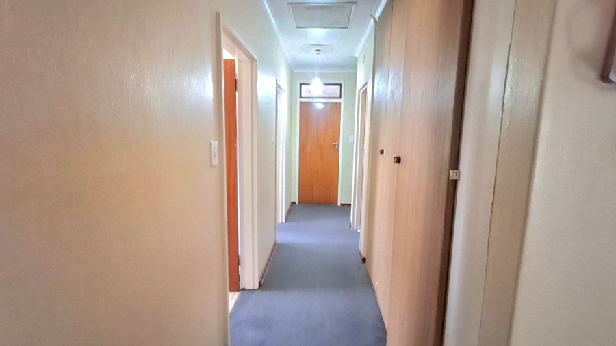 3 Bedroom Property for Sale in Vaalpark Free State